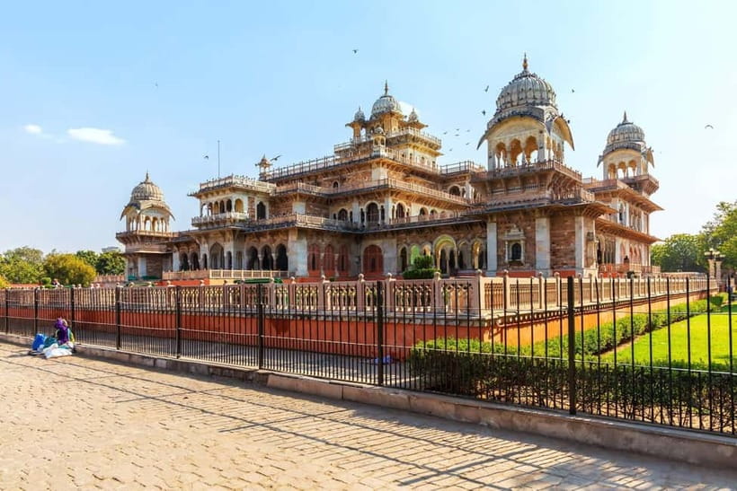 From Delhi: 2-Day Agra & Jaipur Golden Triangle Experience - Fatehpur Sikri on the Way to Jaipur: The Deserted City Detour