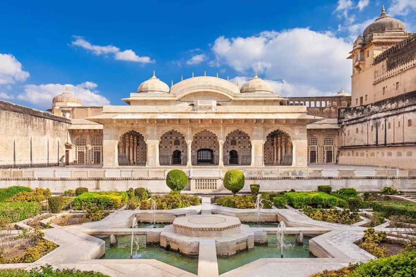 From Delhi: 2-Day Agra & Jaipur Golden Triangle Experience - Amber Fort: Jeep or Walk Up to the Palace Walls