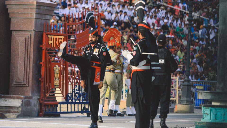 From Delhi: 2-Days Amritsar Tour by Train - Day-by-day walk-through so you can picture your schedule