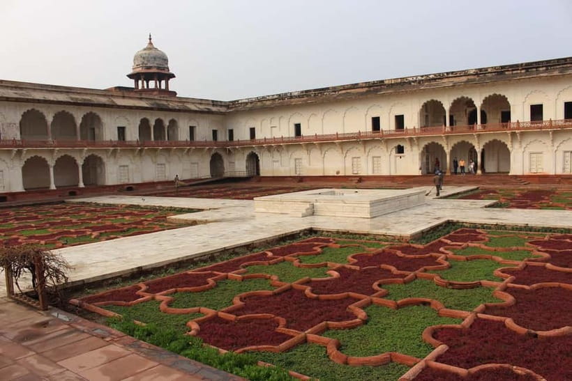 From Delhi: 2-Days Golden Triangle Tour to Agra and Jaipur - Hawa Mahal, Amer Fort, and the Jal Mahal Photo Stop