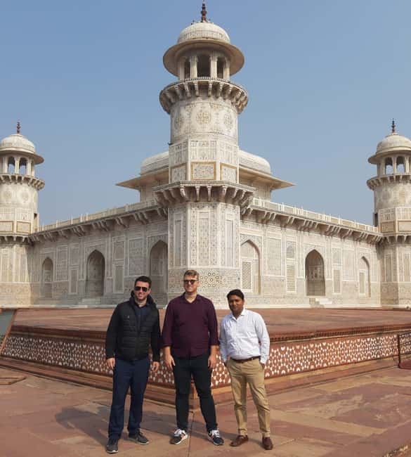 From Delhi: 2 Days Taj Mahal & Agra Tour With Fatehpur Sikri - Getting the most out of your guide and driver