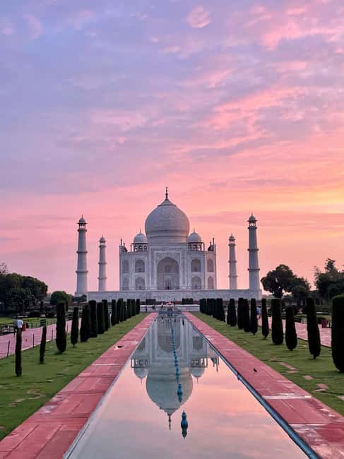 From Delhi: 2 Days Taj Mahal & Agra Tour With Fatehpur Sikri - Should you book this 2-day Agra and Fatehpur Sikri tour?