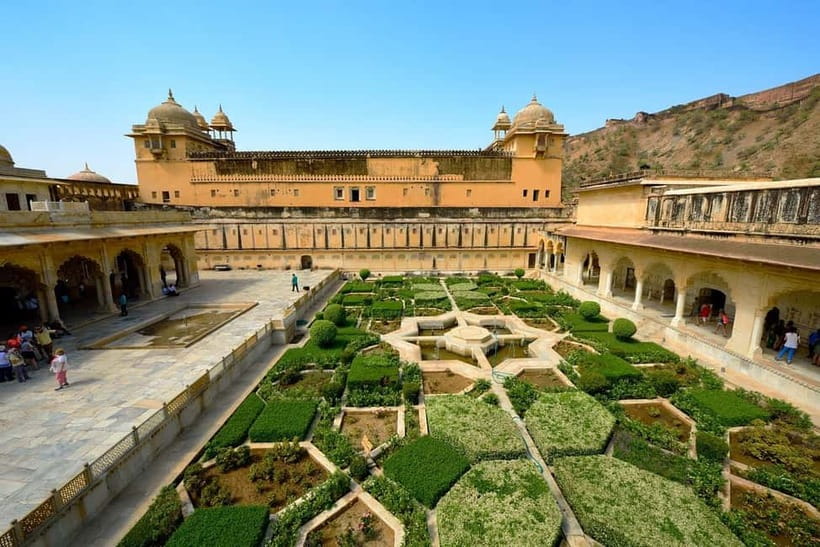 From Delhi: 3-Days Private Golden Triangle Tour - The guides and drivers: where time gets saved