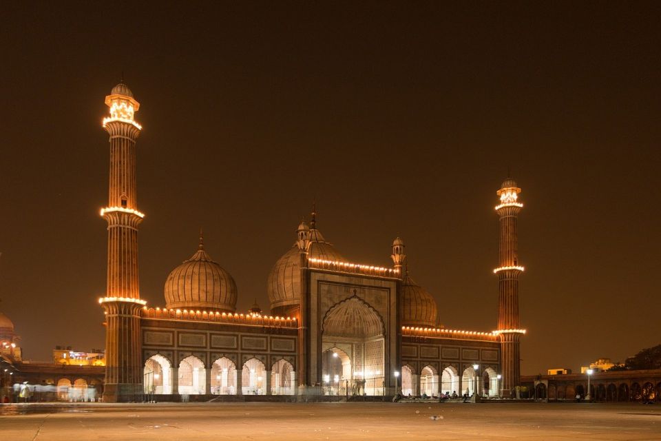 From Delhi: 5 Days Golden Triangle Delhi, Agra & Jaipur Tour - How the guides and drivers shape your day (and your photos)