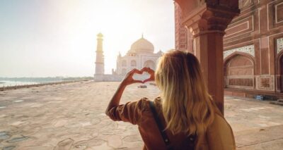 From Delhi/Agra: Taj Mahal Tour with Rental Saree Experience - Ganpati Garments & Saree Rental: fast outfit choice and an instant style upgrade