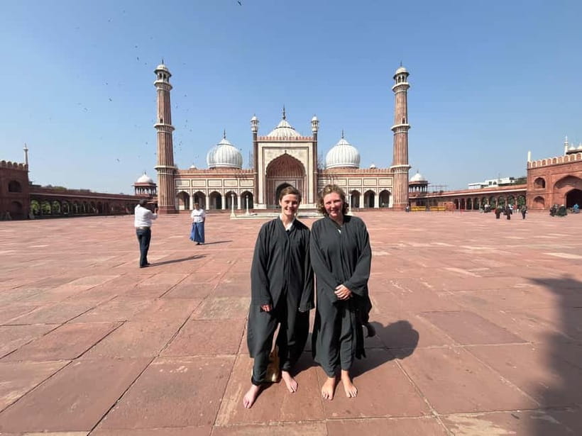 From Delhi Airport: Layover Guided Old & New Delhi Tour - Turning a Delhi layover into a real day