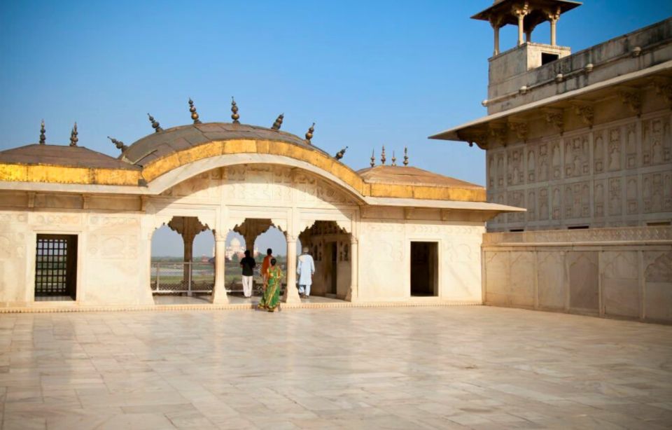From Delhi: All Inclusive- Taj Mahal Tour by Express Train - Quick hits before you go