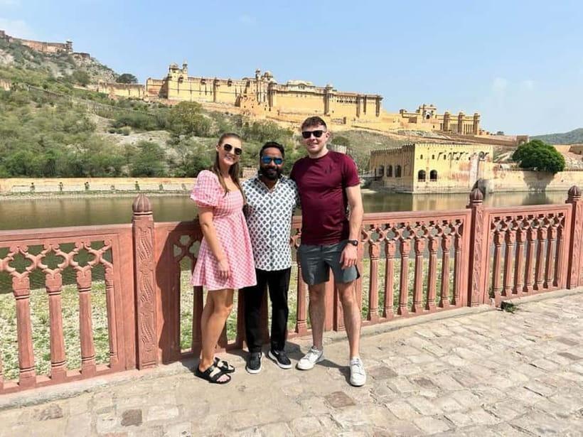 From Delhi: Jaipur Private Guided Day Tour - Entering Amber Fort with a guide: views, architecture, and the right pacing