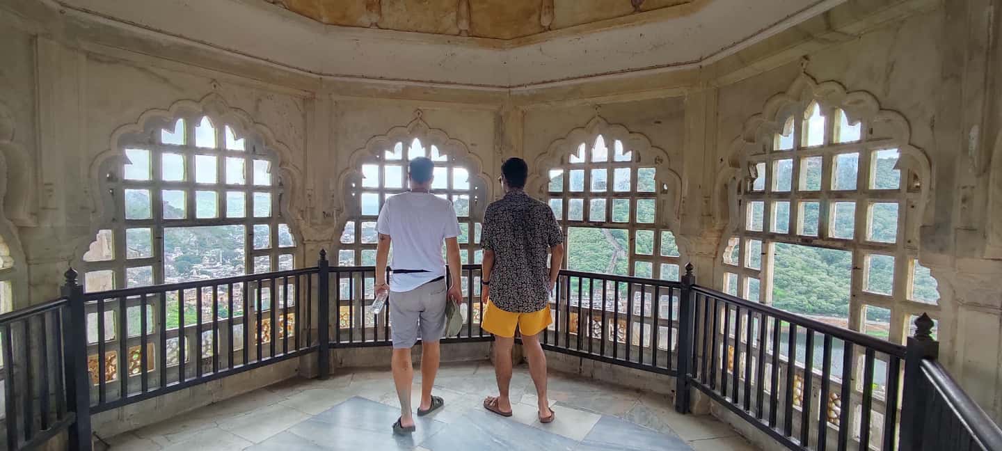 From Delhi: Private 2-Day Golden Triangle Luxury Tour - Price, time, and route reality check ($140 per person)