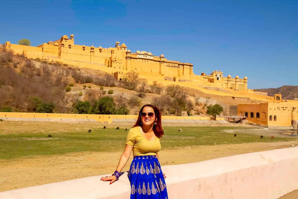 From Delhi: Private 3-Day Golden Triangle Tour with Hotels - Day 1 in Delhi: Old Delhi by rickshaw, then New Delhi landmarks