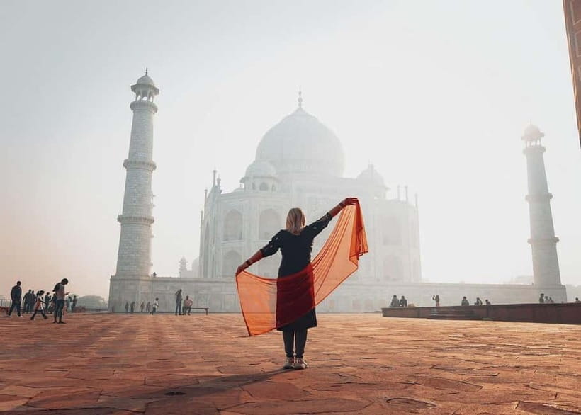 From Delhi: Private 5-Day Golden Triangle Tour Love Triangle - Day 3: Sunrise Taj Mahal plus Fatehpur Sikri en route to Jaipur