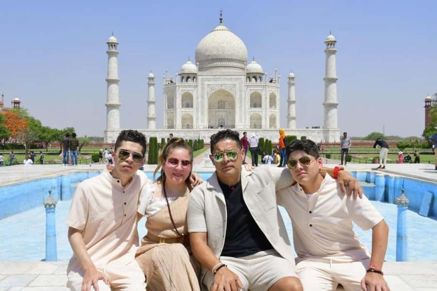 From Delhi: Private Taj Mahal, Agra Fort & Baby Taj Day Tour - Taj Mahal at sunrise or daytime: timing really changes everything
