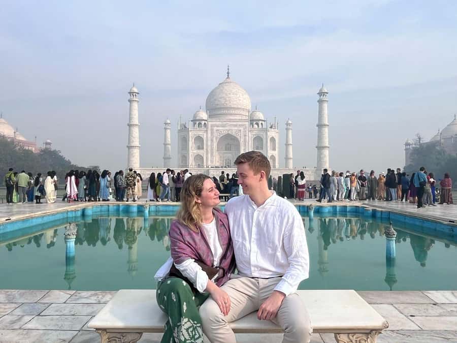 From Delhi: Private Taj Mahal Day Tour with Fast-Track Entry - Key highlights at a glance