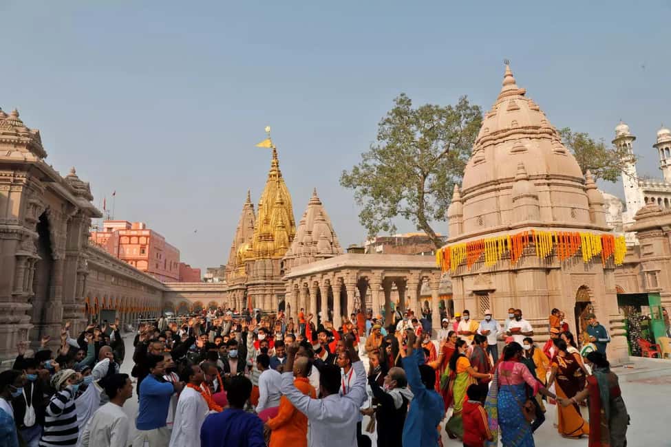 From Delhi: Same Day Varanasi Tour By Flight With Boat Ride - Flights first: the pacing logic from Delhi
