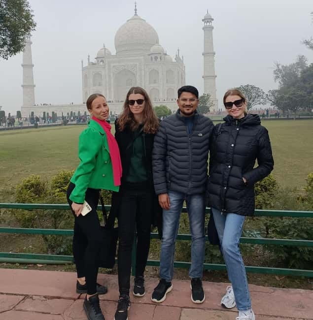 From Delhi: Sunrise Taj Mahal and Agra City Day Tour By Car - Why the 3:00 AM Pickup Beats the Usual Day Trips
