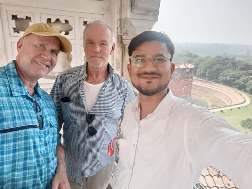 From Delhi: Sunrise Taj Mahal and Agra City Day Tour By Car - Private Car, Expert Guide, and the Comfort Factor