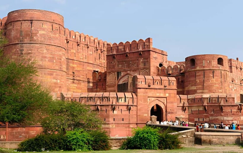 From Delhi: Taj Mahal, Agra Fort & Fatehpur Sikri Day Trip - Getting From Delhi to Agra in a Private AC Car (and Why It Matters)