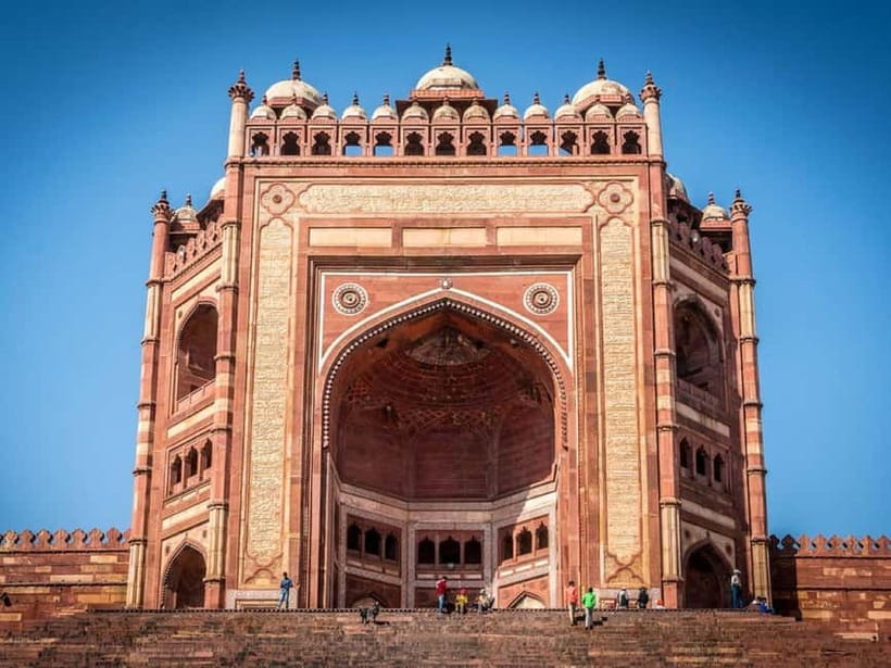 From Delhi: Taj Mahal, Agra Fort & Fatehpur Sikri in One Day - Taj Mahal: what you should watch for (and why sunrise changes everything)