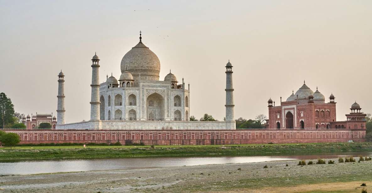 From Delhi: Taj Mahal & Agra Fort Private Tour with Options - Guides who help you actually see the Taj and Fort