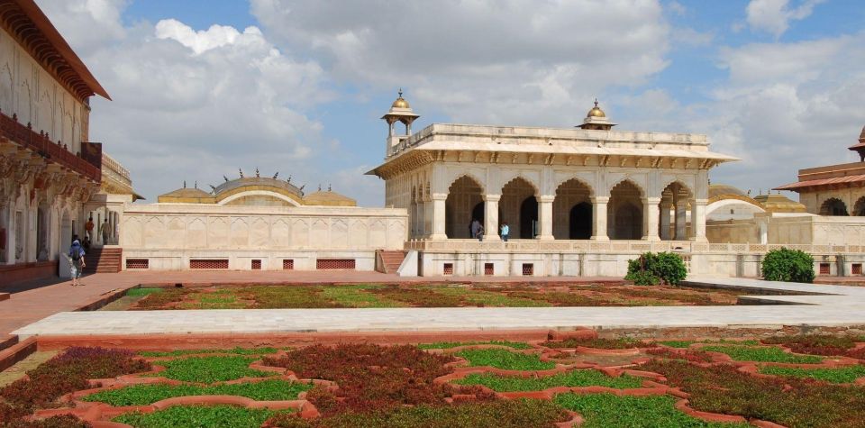 From Delhi: Taj Mahal & Agra Full Sameday Tour All Inclusive - Baby Taj (Itimad-ud-Daulah): the quieter masterpiece you’ll notice more