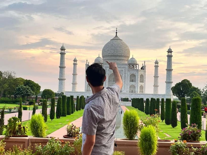 From Delhi : Taj Mahal & Agra Private Day Tour by Car - How the private car day starts in Delhi (and why timing matters)