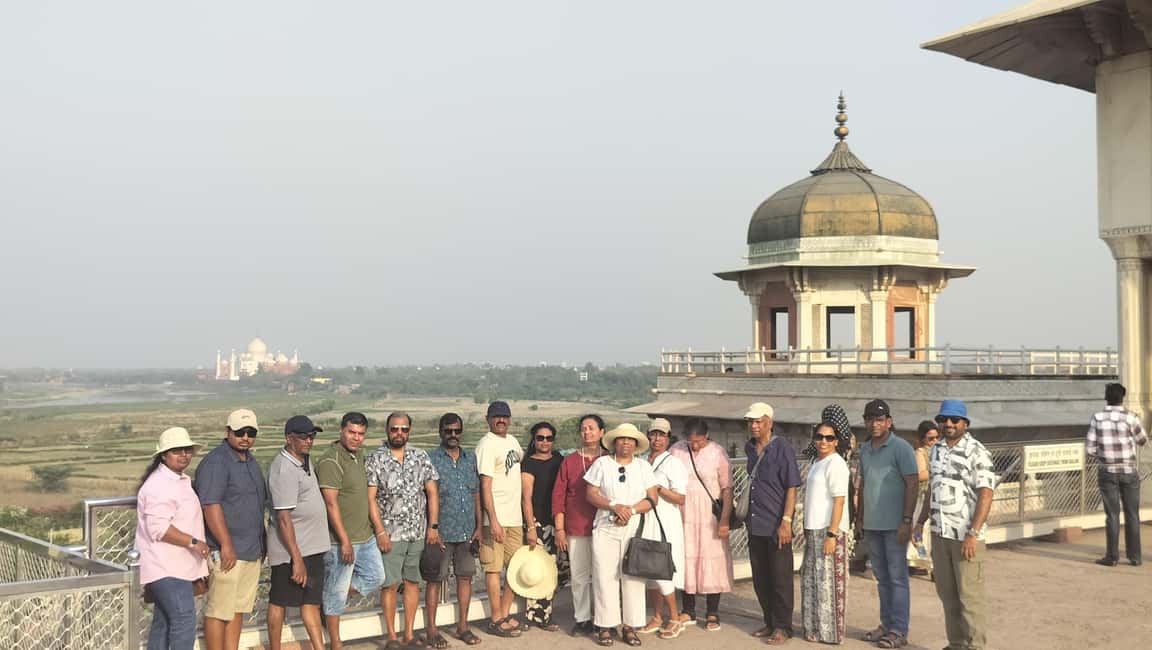 From Delhi: Taj Mahal and Agra Fort Day Tour with transfer - Best for who: the sweet spot travelers