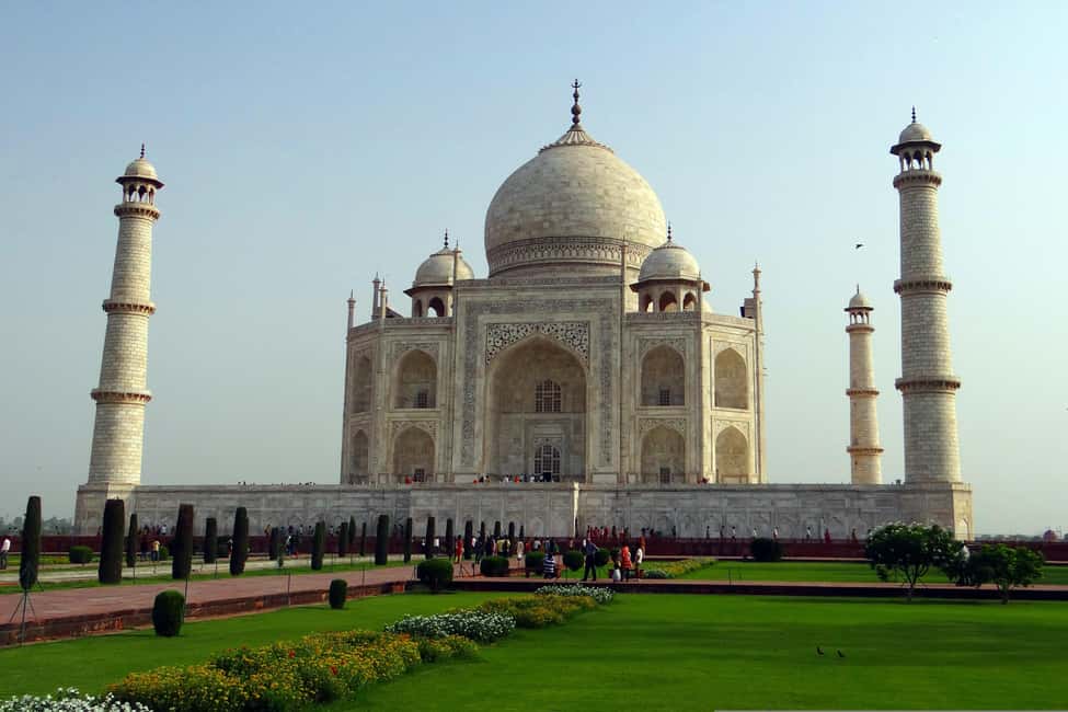 From Delhi: Taj Mahal and Agra Fort Day Tour with transfer - Lunch in Agra: plan for real food, not a rushed snack
