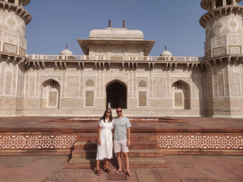 From Delhi: Taj Mahal Private Tour by Car with Entrance Fees - Price and value: why this setup can be a bargain