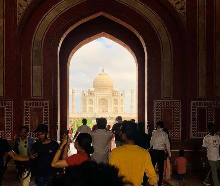 From Delhi: Taj Mahal Sunrise , Agra Fort & Baby Taj Tour - Guide and Driver Team: English, Spanish, French, and Real On-Time Service