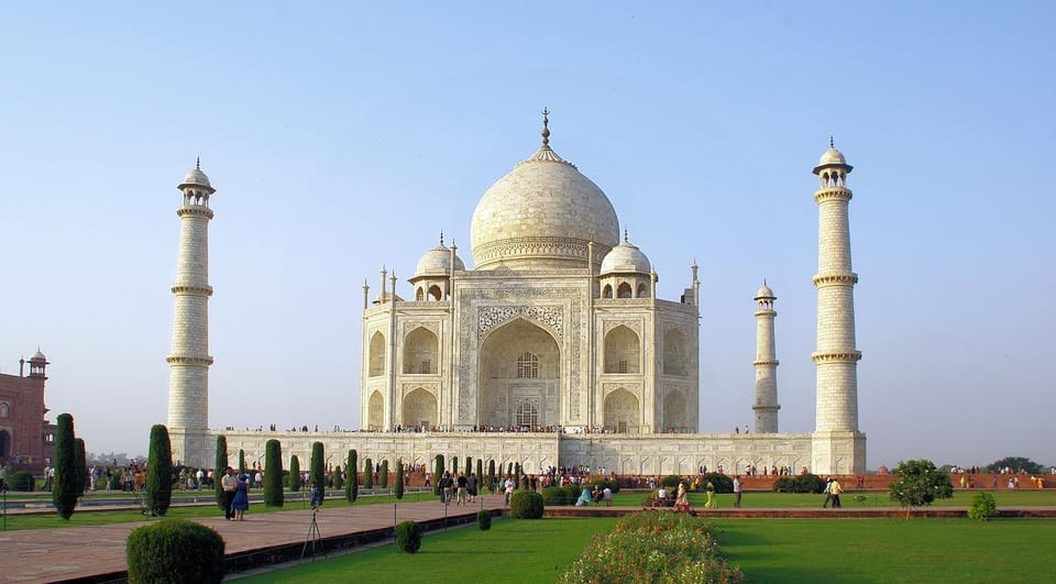 From Delhi: Taj Mahal Sunrise & Agra Private Day Trip - Practical tips to make the day smoother