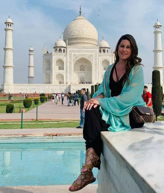 From Delhi: Taj Mahal Tour with Elephant Conservation Centre - Agra Fort after the marble: a different kind of wow