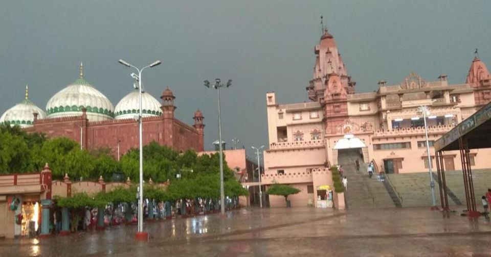 From Jaipur: All Inclusive Taj Mahal & Agra Fort Day Trip - Photo moments at the Taj: spots, posing, and guide support