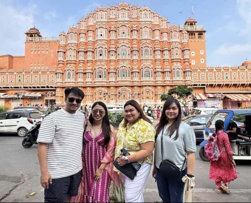 From Jaipur: Half-Day City Tour with Guide - Hawa Mahal: turning the façade into a real story