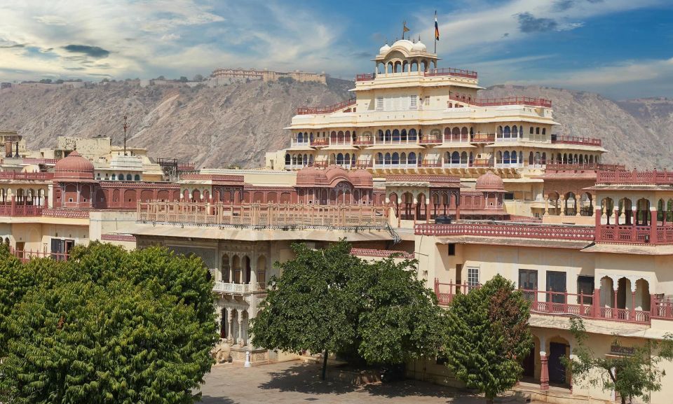 From Jaipur: Private Amber Fort, Jal Mahal and More Car Tour - How the private car makes Jaipur easier (and better)