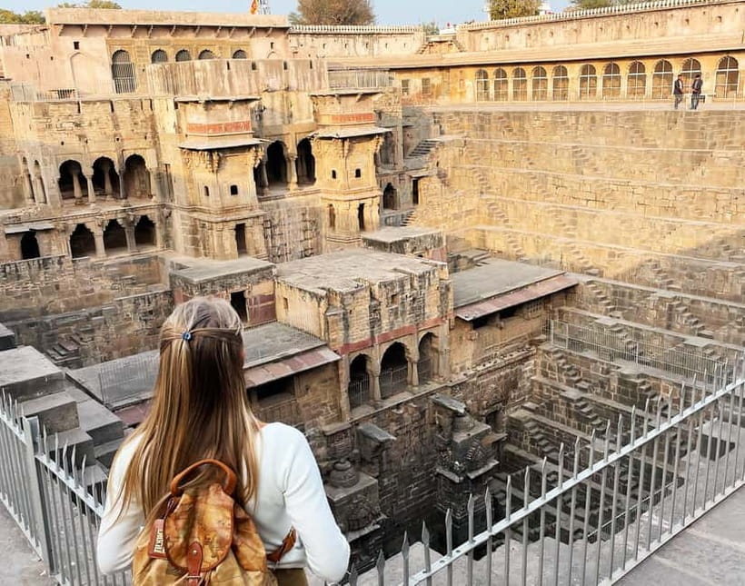 From Jaipur: Same Day Trip to Abhaneri Chand Baori Stepwell - Jaipur to Abhaneri in an AC private car: getting there without headaches