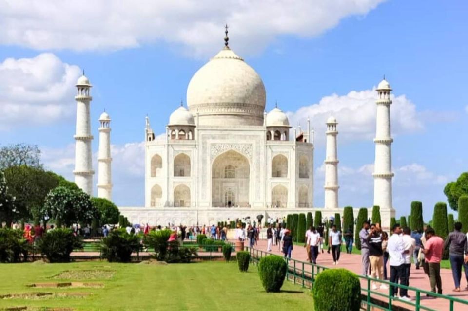 From Jaipur: Taj Mahal, Agra Fort, Baby Taj Day Trip by Car - Shopping time in Agra: useful time or sales pressure