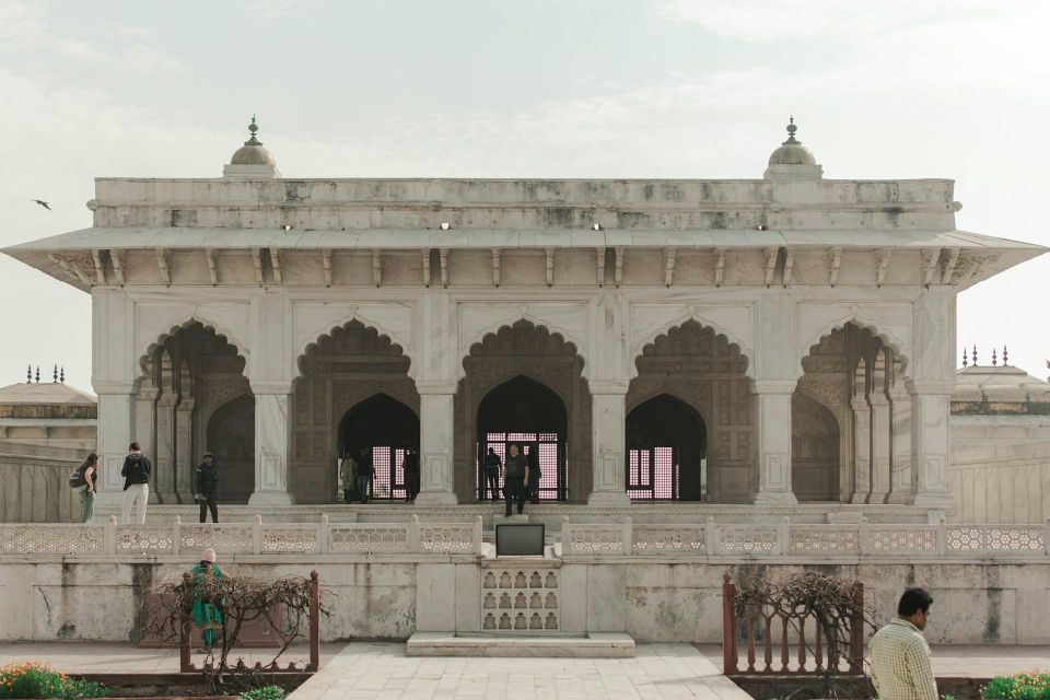 From Jaipur: Taj Mahal Sunrise Tour with Delhi Drop-Off - Key things you’ll notice on this sunrise plan