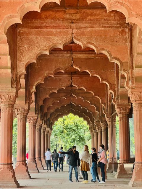 From Jaipur: Taj Mahal Sunrise Tour with Delhi Drop-Off - Understanding Shah Jahan and Mumtaz Mahal while you walk