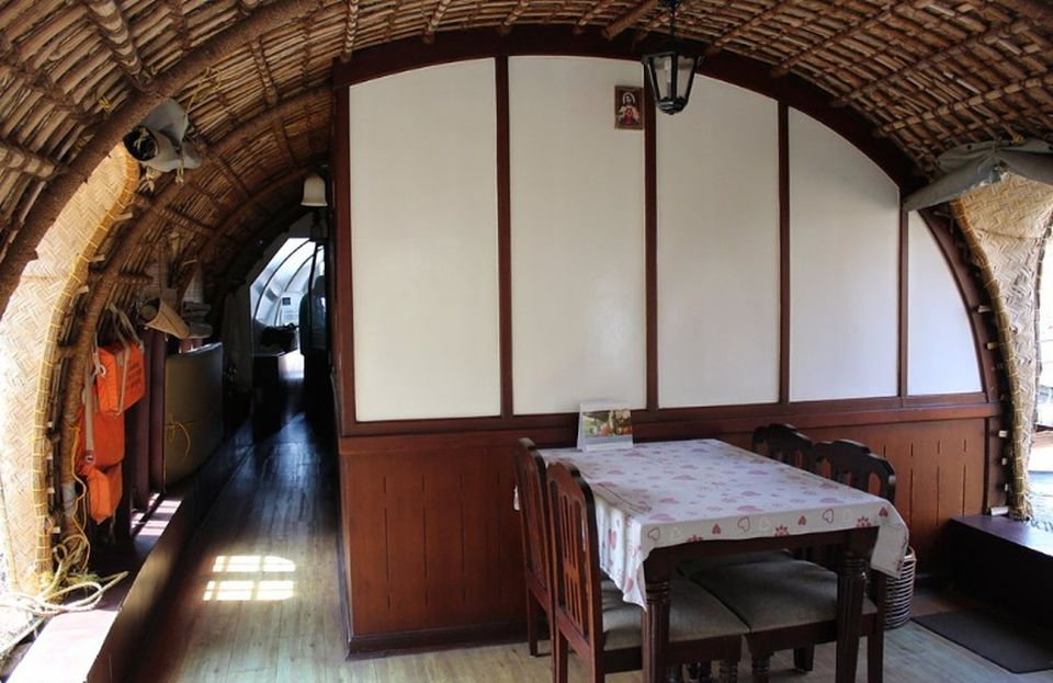 From Kochi: 2-Day 1-Night Alappuzha Private Houseboat Cruise - Day 1: boarding around noon and the slow backwaters cruise