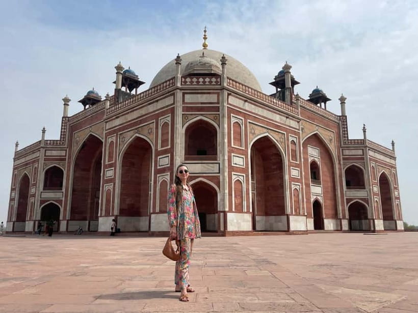 From New Delhi Airport : Guided Layover Old & New Delhi Tour - Pickup and Timing: 5, 6, or 8 Hours With Real Structure