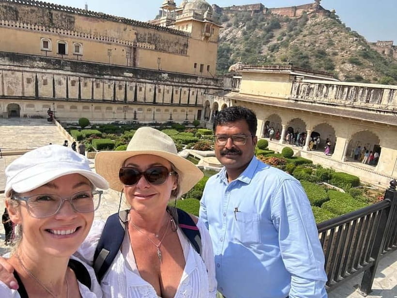 From New Delhi: Jaipur Guided City Tour with Hotel Pickup - Key details that matter before you go