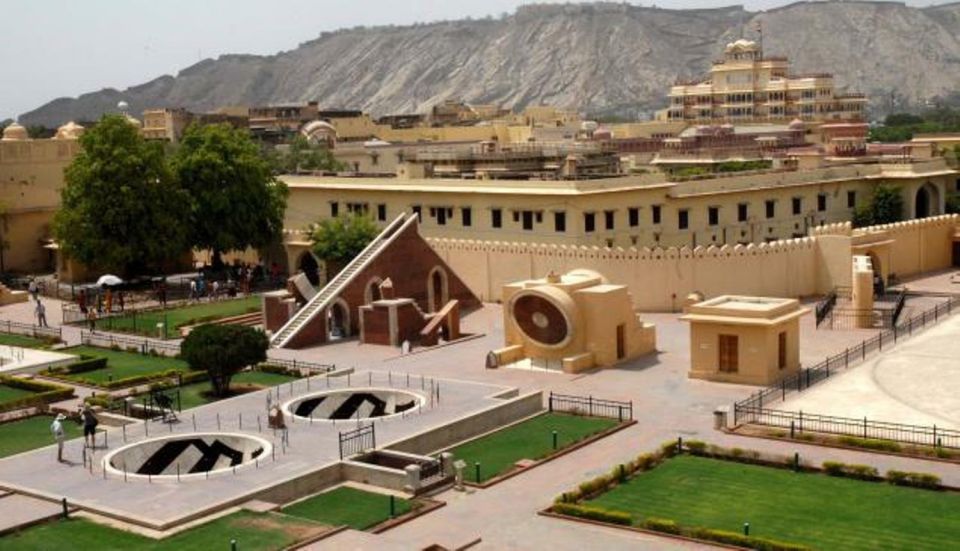 From New Delhi: Private Day Trip to Jaipur Skip-the-Line - Lunch and ticket realities: what’s included and what might cost extra