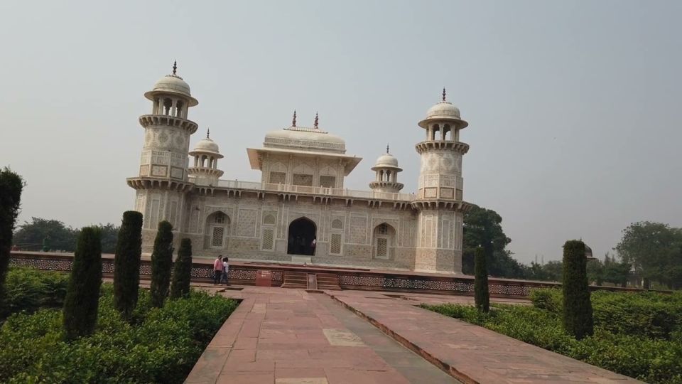 From Rishikesh: 2 Days Taj Mahal Agra Tour - Day 2: Dawn Taj Mahal, Then Agra Fort Close By