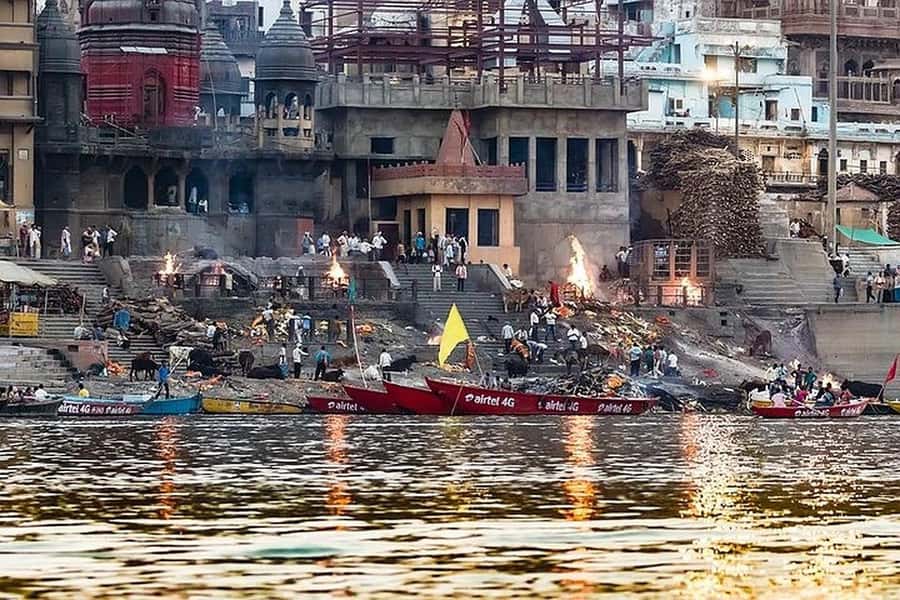 From Varanasi: Sunrise Boat Tour and Heritage Walk - Why a Ganges sunrise boat ride works better than a daytime visit