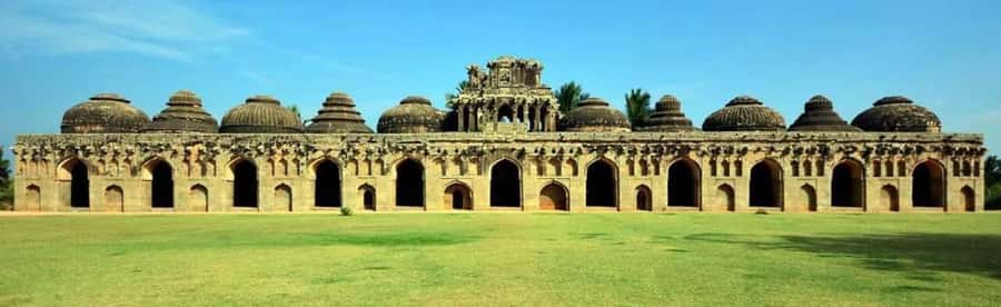 HAMPI FULL DAY TOUR FROM HOSPET - Virupaksha Temple: The Oldest Feeling Stop on the Route