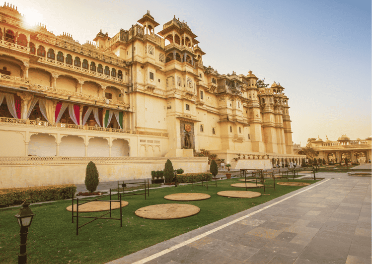 Heritage & Cultural Walk of Udaipur -Guided Walking Tour - Clock Tower to Old Market: Start With the First Public Timepiece
