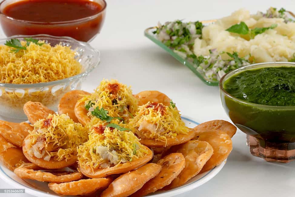 Hyderabad: Street Food Walking Tour with 7+ Tastings - A 2–2.5 Hour Walk That Feels Like Hyderabad, Not a Checklist