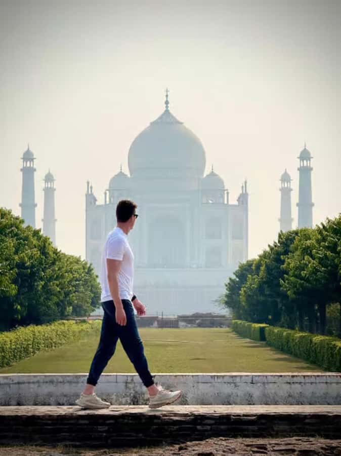 India: Premier High Value Taj Mahal Tickets with Transfers - Mughal History That Actually Helps You Look