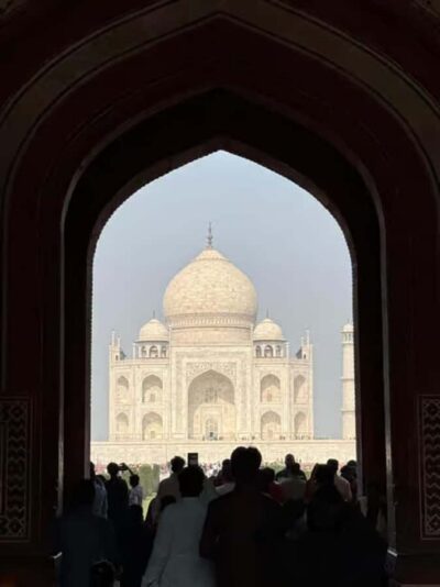 India: Premier High Value Taj Mahal Tickets with Transfers - Agra’s UNESCO Setting: What You’ll See on Arrival