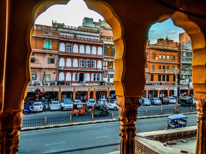 Jaipur: 2-Hour Cultural Walking Tour - Old lanes where royal priests once moved
